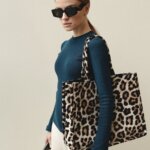 Printed tote bag