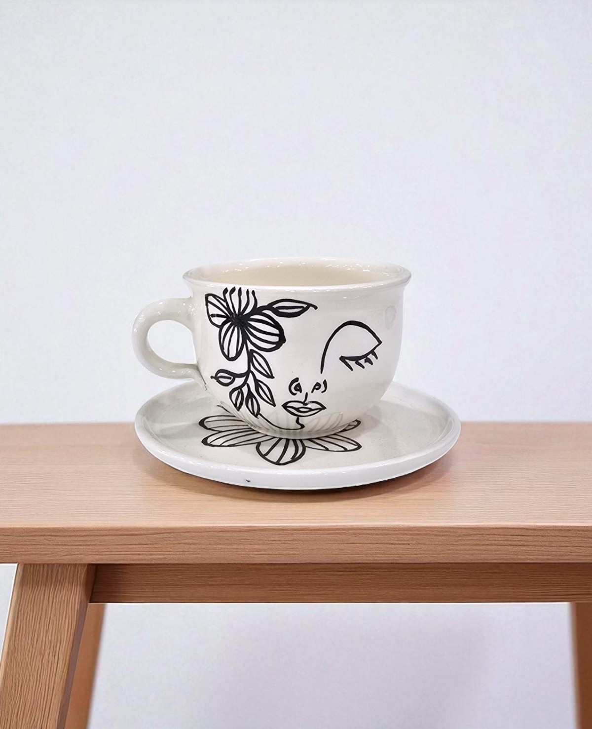 Tasse et Sous Tasse Face Art – Image 2